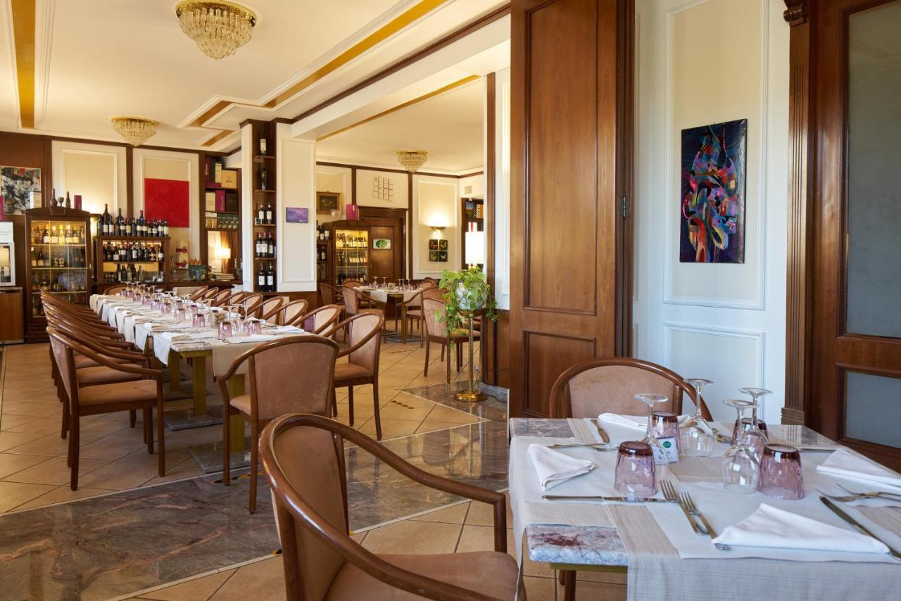 Hotel Civita Авелино Екстериор снимка
