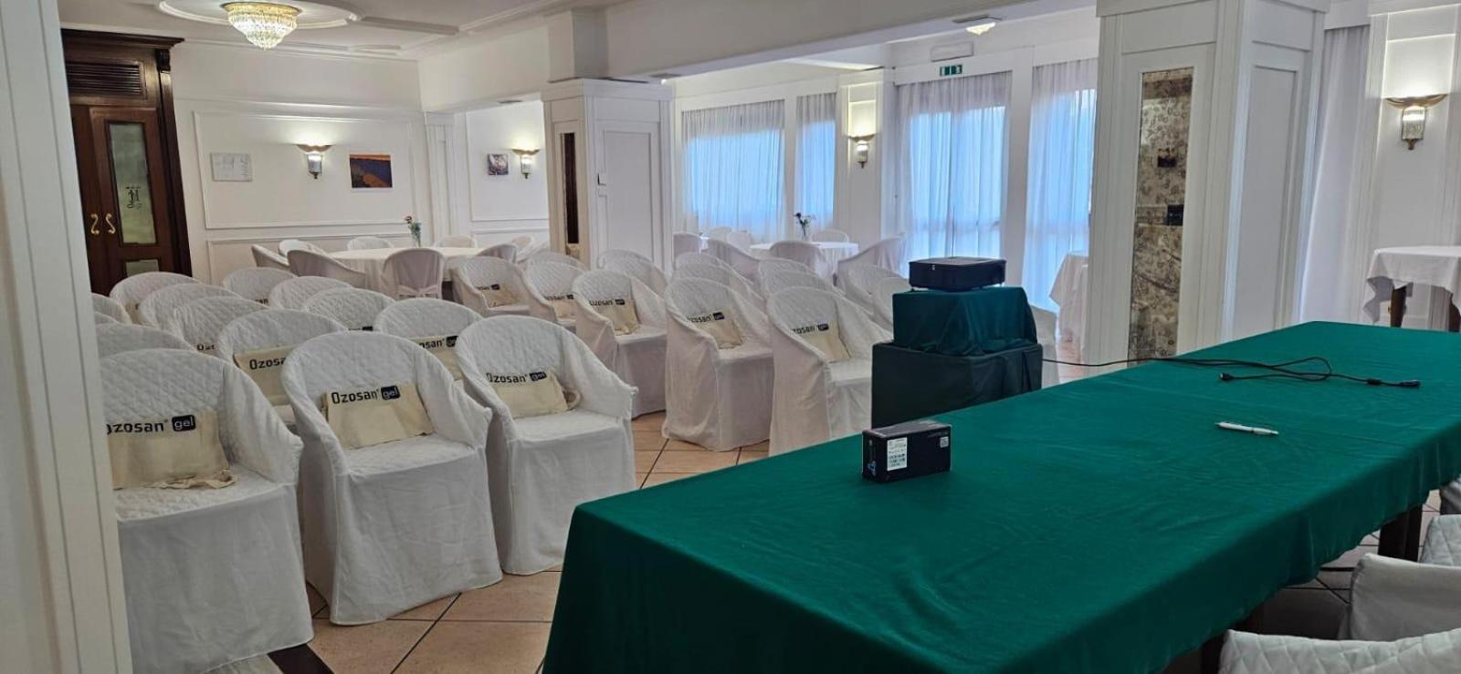 Hotel Civita Авелино Екстериор снимка