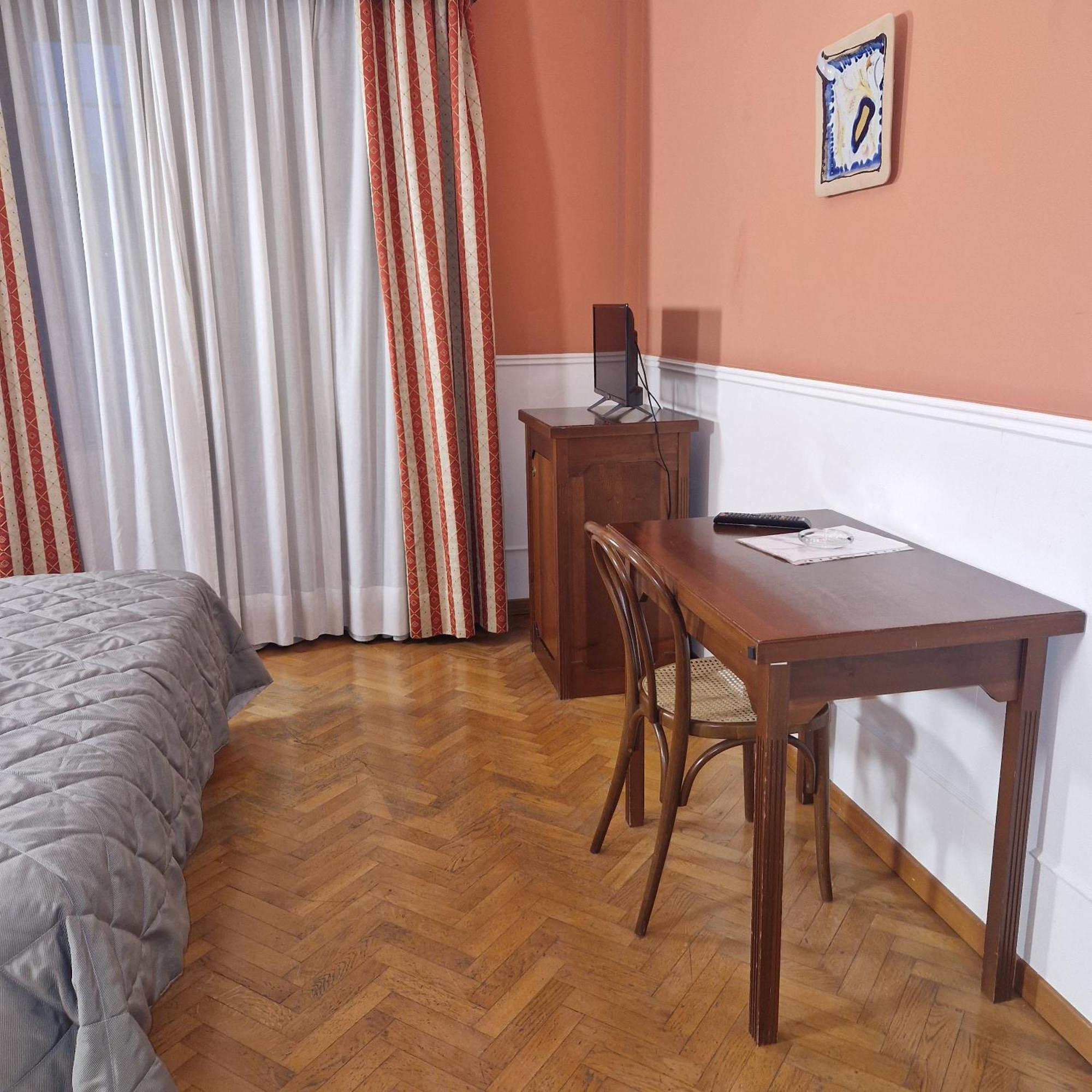 Hotel Civita Авелино Екстериор снимка