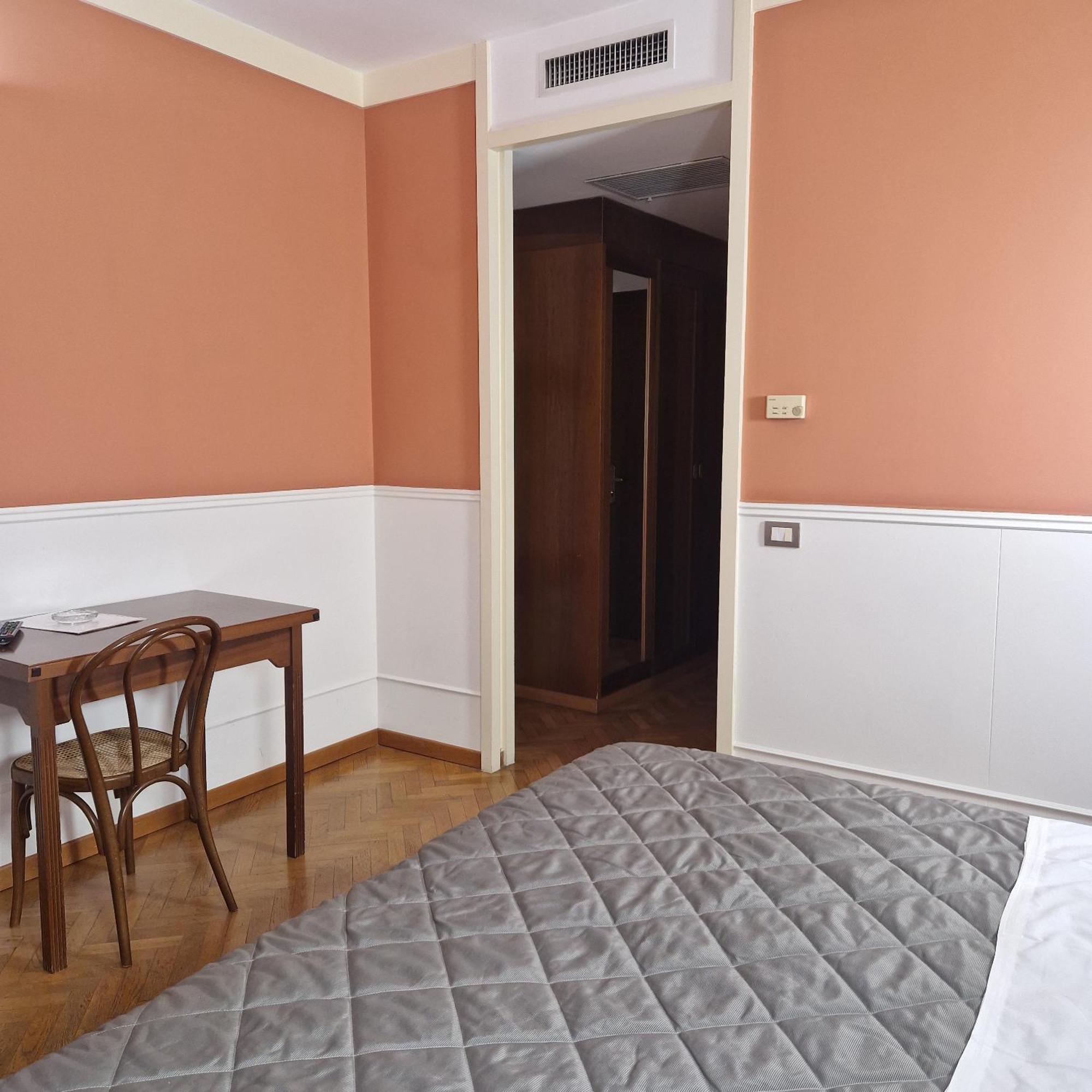 Hotel Civita Авелино Екстериор снимка