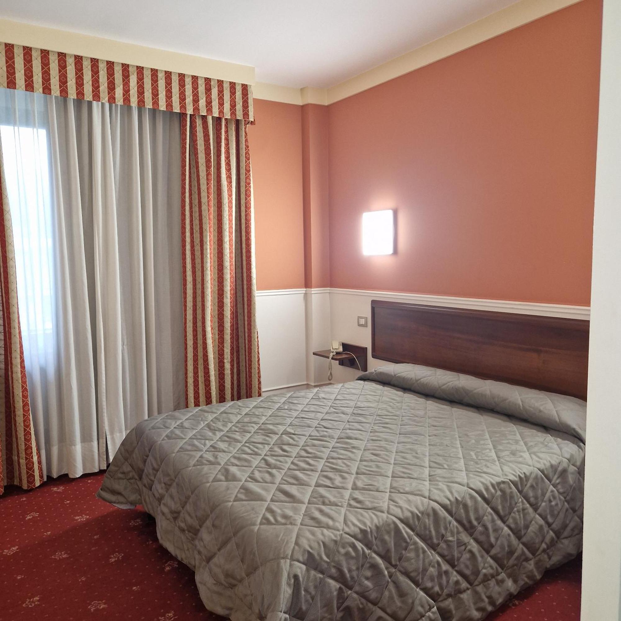 Hotel Civita Авелино Екстериор снимка